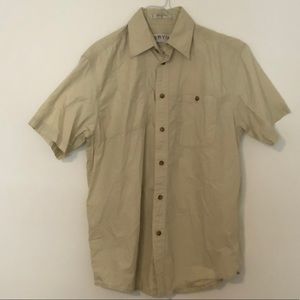 Orvis Light Tan Short Sleeve Fishing Shirt: Medium